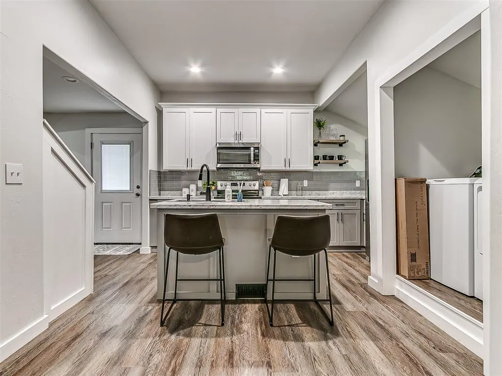 Photo 18 — 1214 E Harrison Avenue, Guthrie, OK 73044