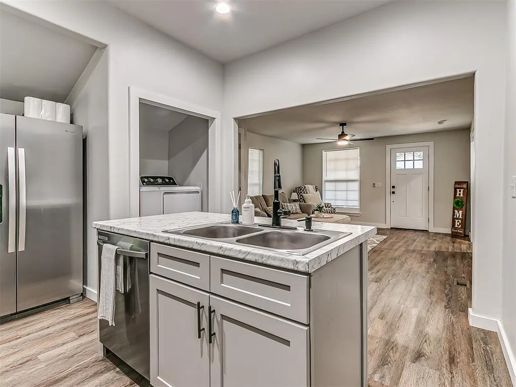 Photo 23 — 1214 E Harrison Avenue, Guthrie, OK 73044