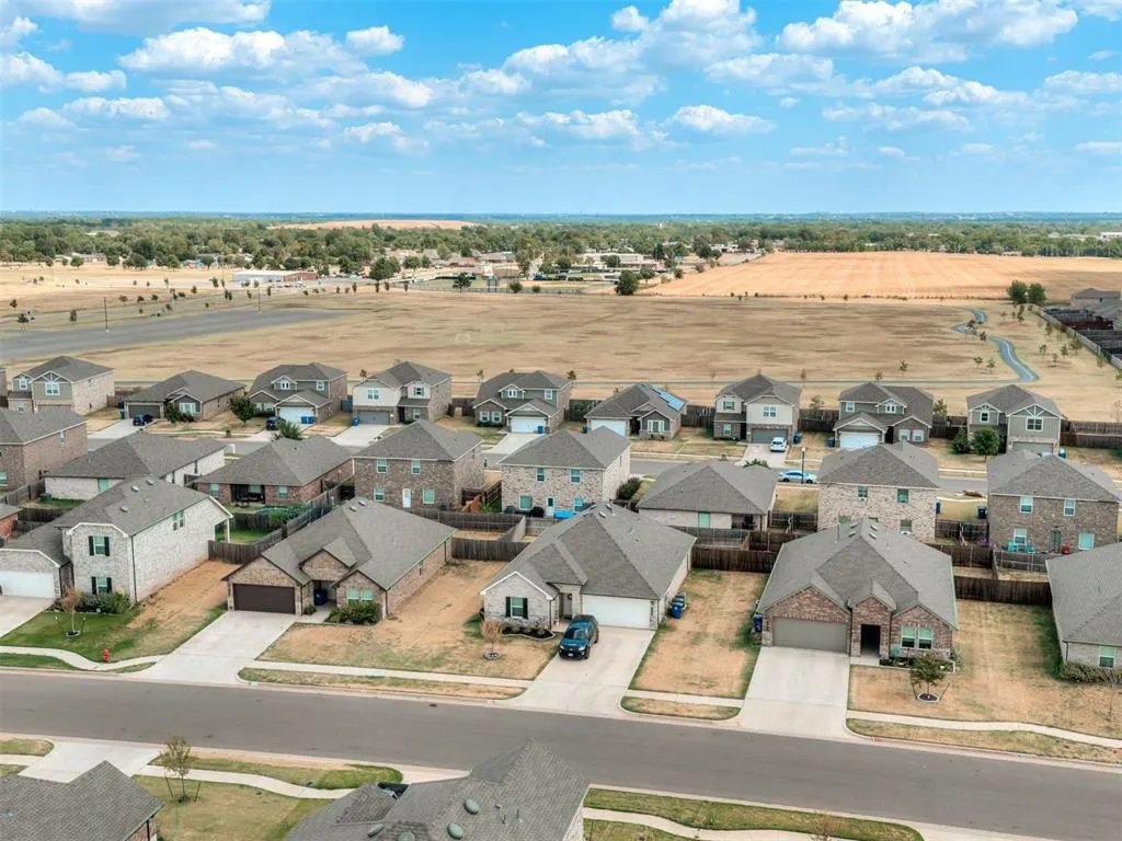 Photo 49 — 705 St James Place, Newcastle, OK 73065