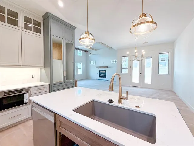 Photo 8 — 1916 Paseo Place, Edmond, OK 73034