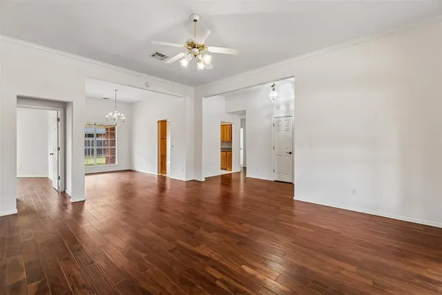 Photo 8 — 18113 Laurel Oak Drive, Edmond, OK 73012