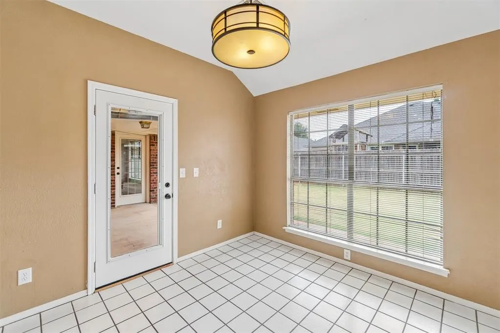 Photo 15 — 18113 Laurel Oak Drive, Edmond, OK 73012