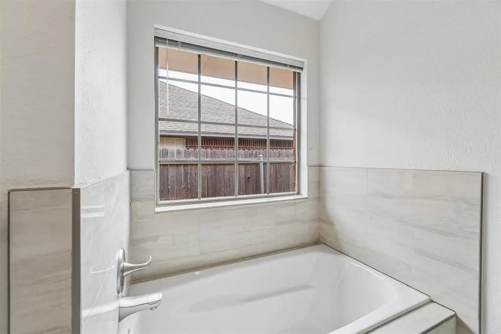 Photo 24 — 18113 Laurel Oak Drive, Edmond, OK 73012