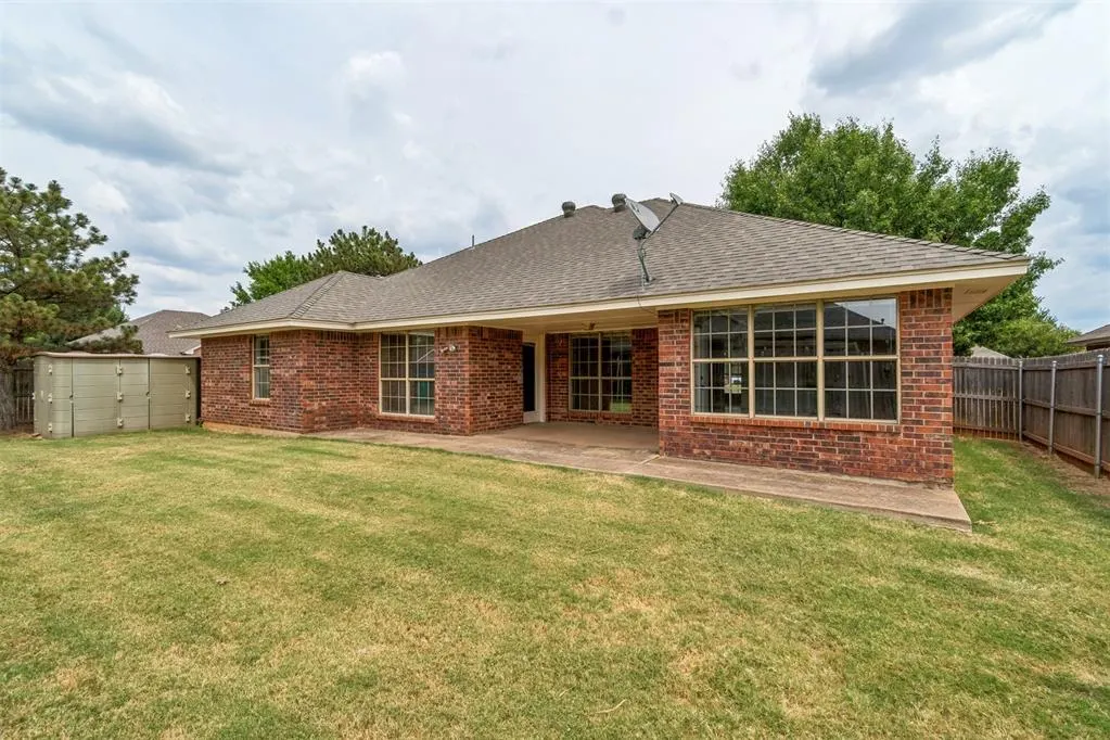 Photo 36 — 18113 Laurel Oak Drive, Edmond, OK 73012