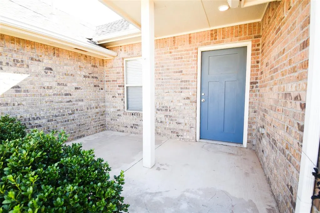 Photo 5 — 10612 Mountain Fork Drive, Yukon, OK 73099