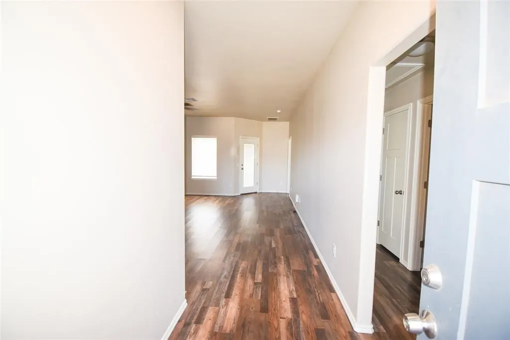 Photo 23 — 10612 Mountain Fork Drive, Yukon, OK 73099