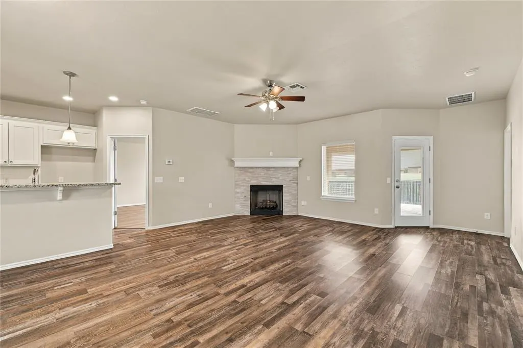 Photo 10 — 10612 Mountain Fork Drive, Yukon, OK 73099