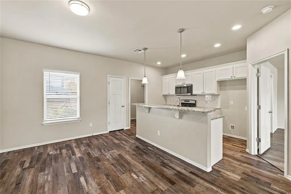 Photo 12 — 10612 Mountain Fork Drive, Yukon, OK 73099