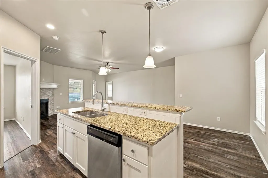Photo 14 — 10612 Mountain Fork Drive, Yukon, OK 73099