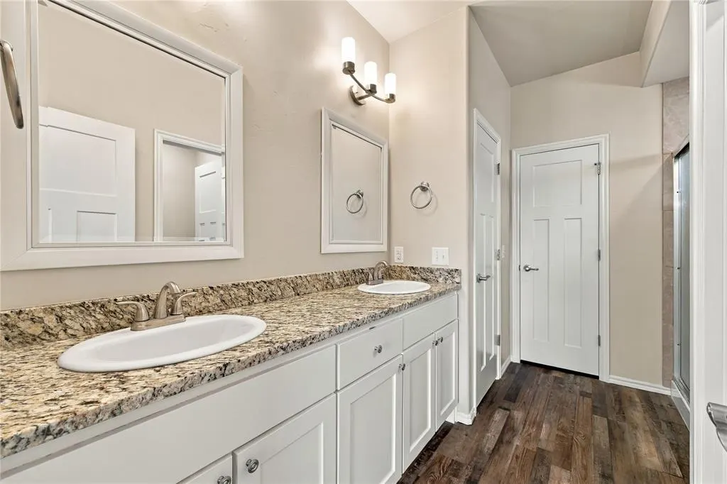 Photo 19 — 10612 Mountain Fork Drive, Yukon, OK 73099