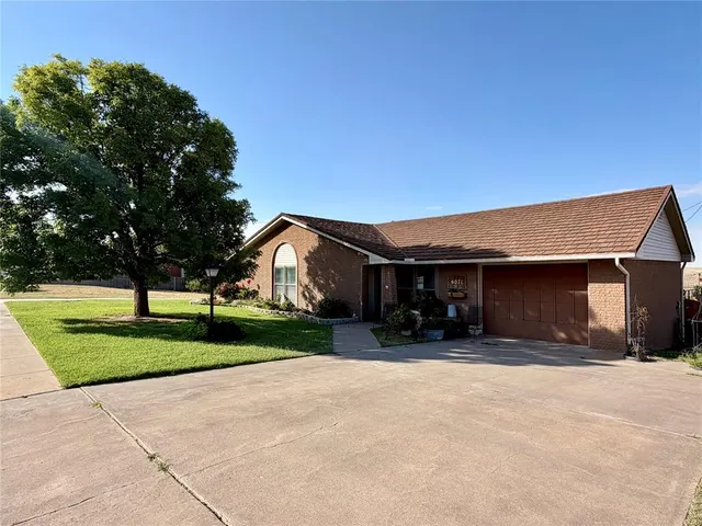 Photo 4 — 6071 Sunset Drive, Guymon, OK 73942