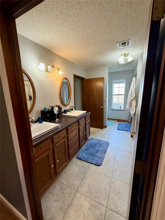 Photo 18 — 6071 Sunset Drive, Guymon, OK 73942