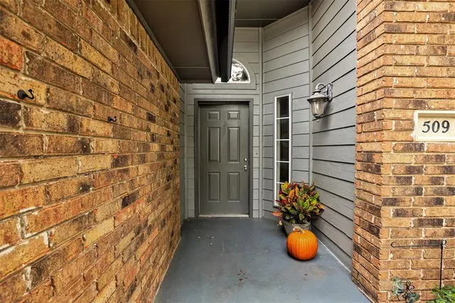 Photo 2 — 509 NW 170th Street, Edmond, OK 73012