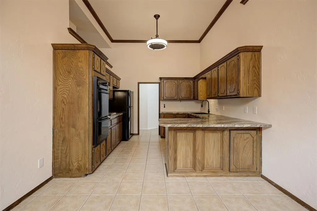 Photo 13 — 509 NW 170th Street, Edmond, OK 73012