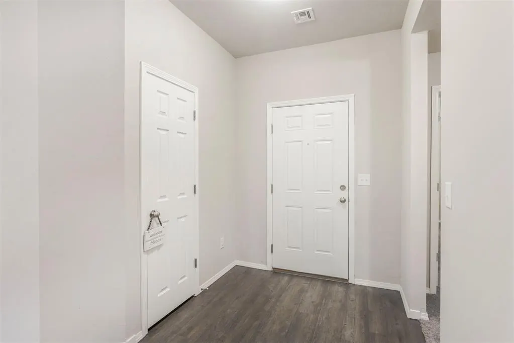 Photo 4 — 4108 Siena Ridge Boulevard, Oklahoma City, OK 73179