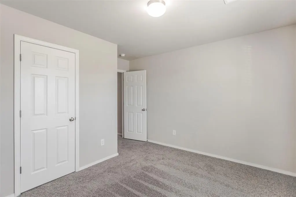 Photo 14 — 4108 Siena Ridge Boulevard, Oklahoma City, OK 73179
