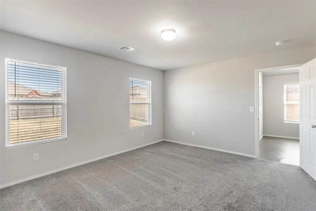Photo 16 — 4108 Siena Ridge Boulevard, Oklahoma City, OK 73179