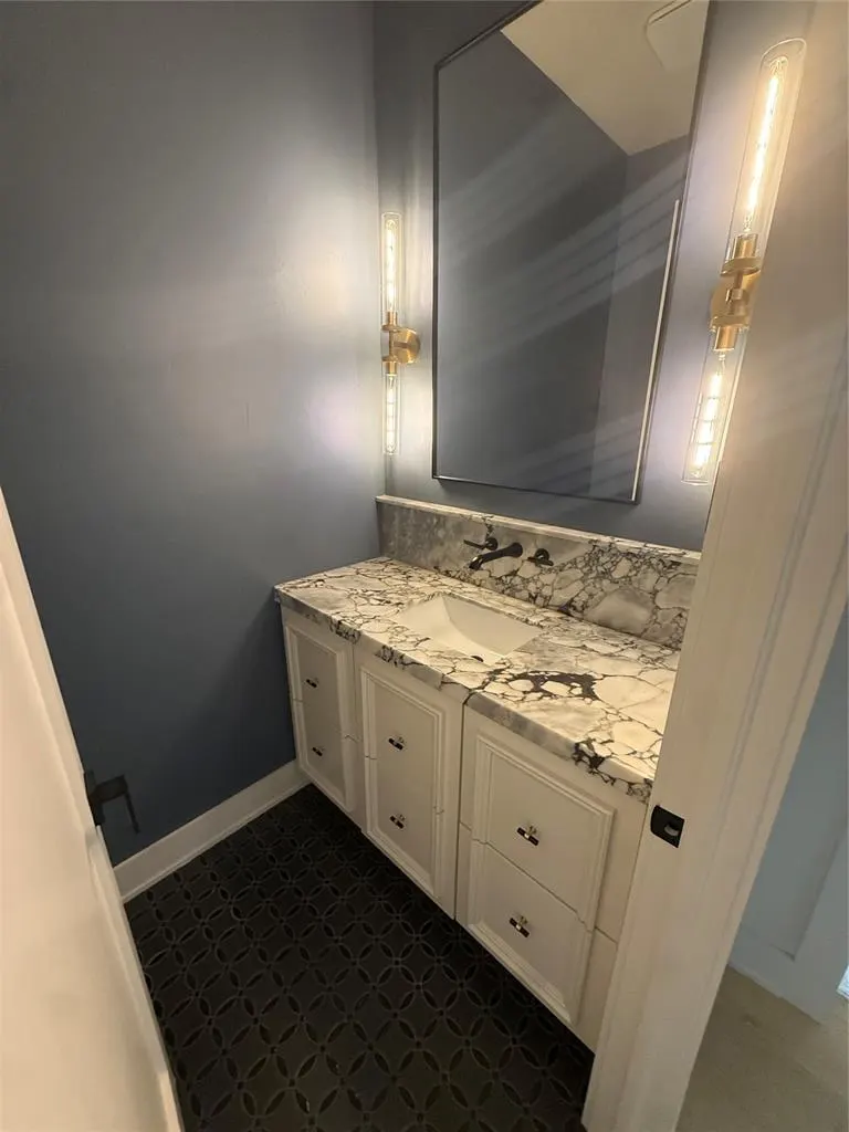 Photo 6 — 1601 Randel Road, Nichols Hills, OK 73116