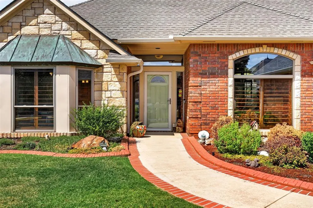 Photo 3 — 2621 NW 151st Street, Edmond, OK 73013