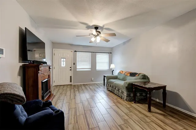 Photo 6 — 1827 W Vilas Avenue, Guthrie, OK 73044