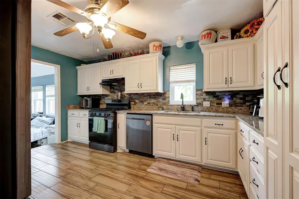Photo 21 — 1827 W Vilas Avenue, Guthrie, OK 73044