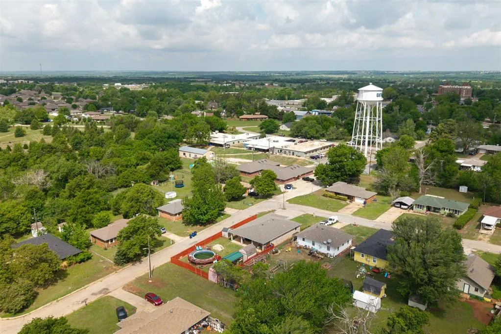 Photo 39 — 1827 W Vilas Avenue, Guthrie, OK 73044
