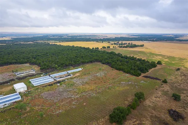 Photo 6 — 238471 E 780 Road, Oakwood, OK 73658