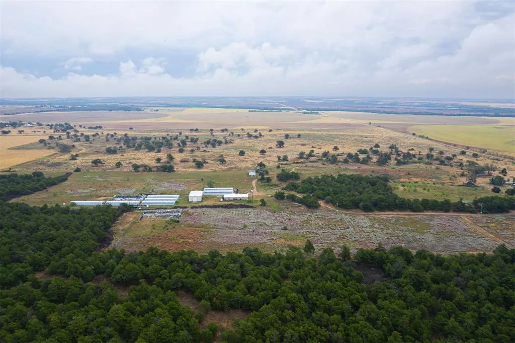Photo 10 — 238471 E 780 Road, Oakwood, OK 73658