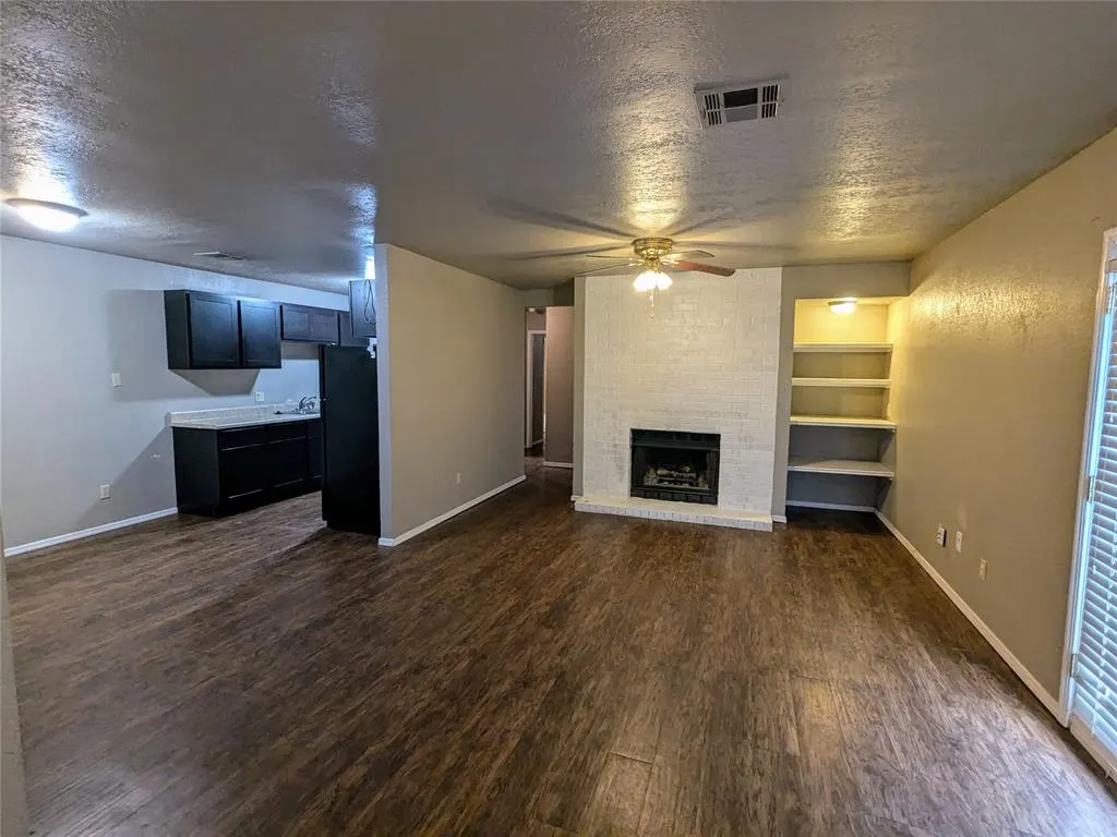 Photo 3 — 1411 Concord Drive 1411, Norman, OK 73071