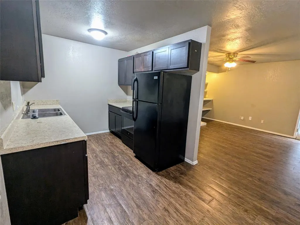 Photo 12 — 1411 Concord Drive 1411, Norman, OK 73071
