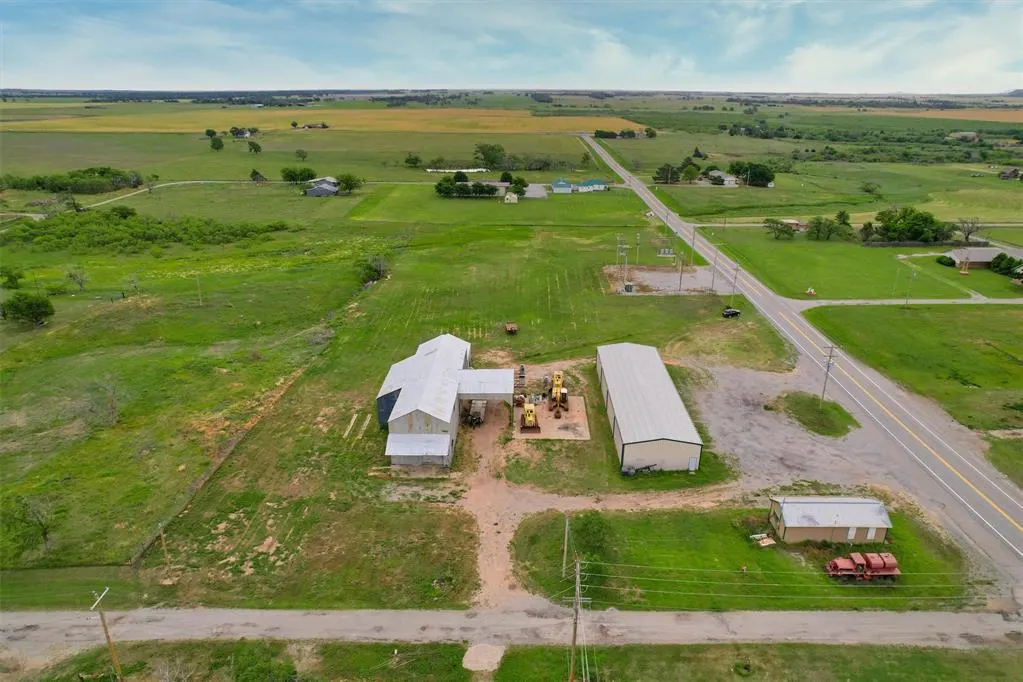 Photo 6 — 110 N Border Street, Willow, OK 73673