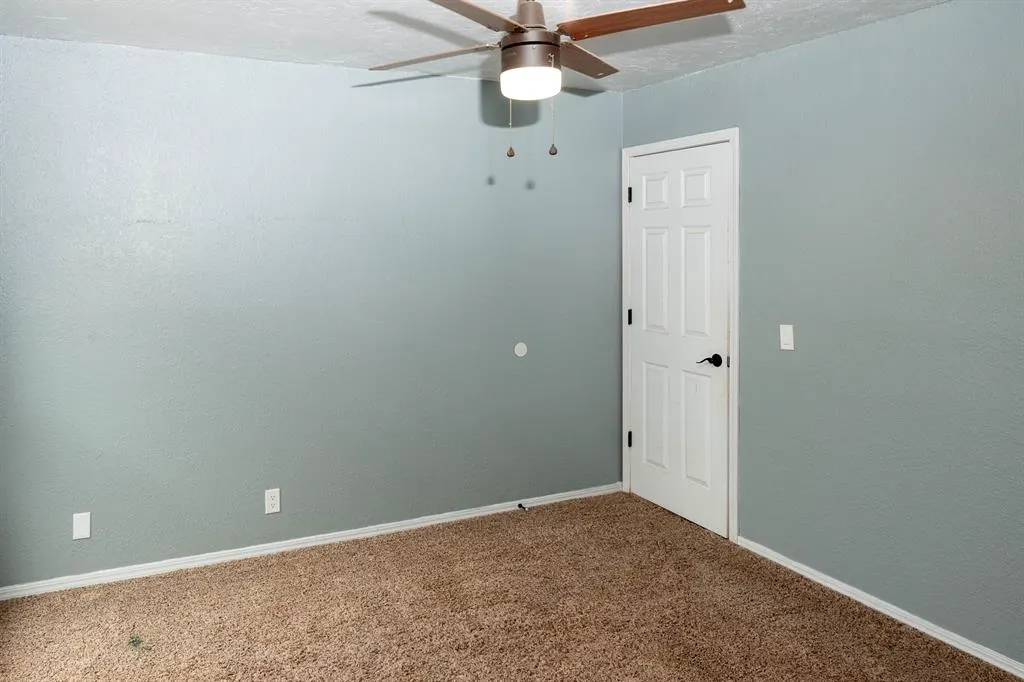 Photo 22 — 321 Grissom Drive, Elk City, OK 73644