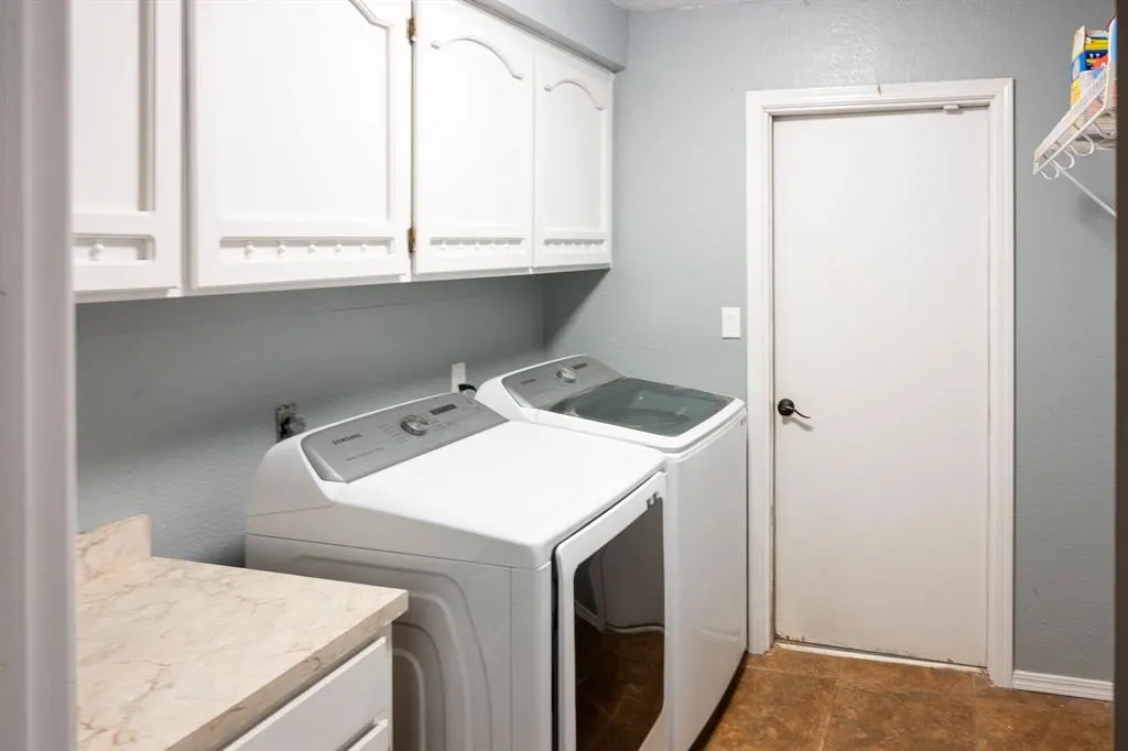 Photo 24 — 321 Grissom Drive, Elk City, OK 73644
