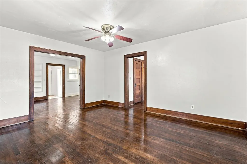 Photo 12 — 319 S 10th Street, Kingfisher, OK 73750