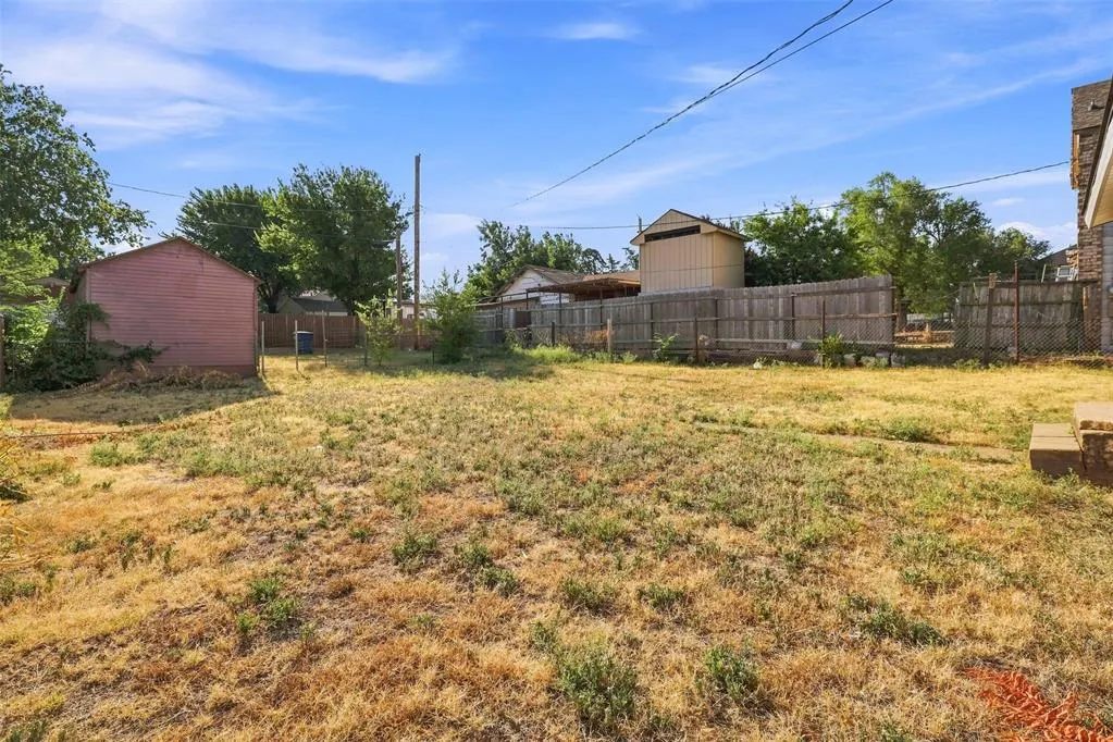 Photo 37 — 319 S 10th Street, Kingfisher, OK 73750
