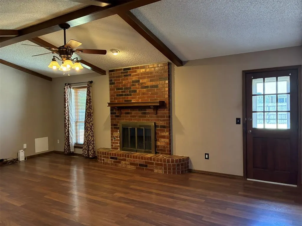 Photo 3 — 618 Hoehner Avenue, Okarche, OK 73762