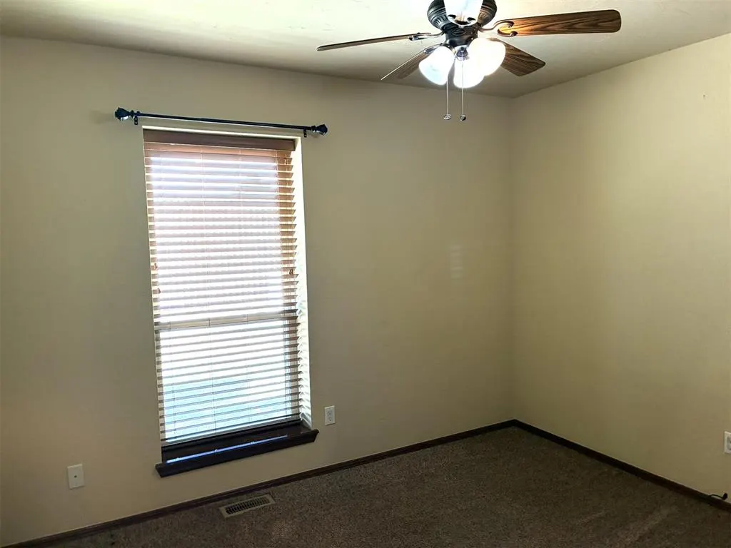 Photo 15 — 618 Hoehner Avenue, Okarche, OK 73762