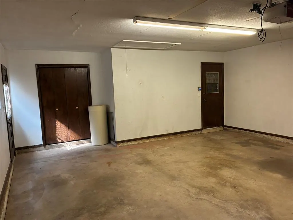 Photo 18 — 618 Hoehner Avenue, Okarche, OK 73762