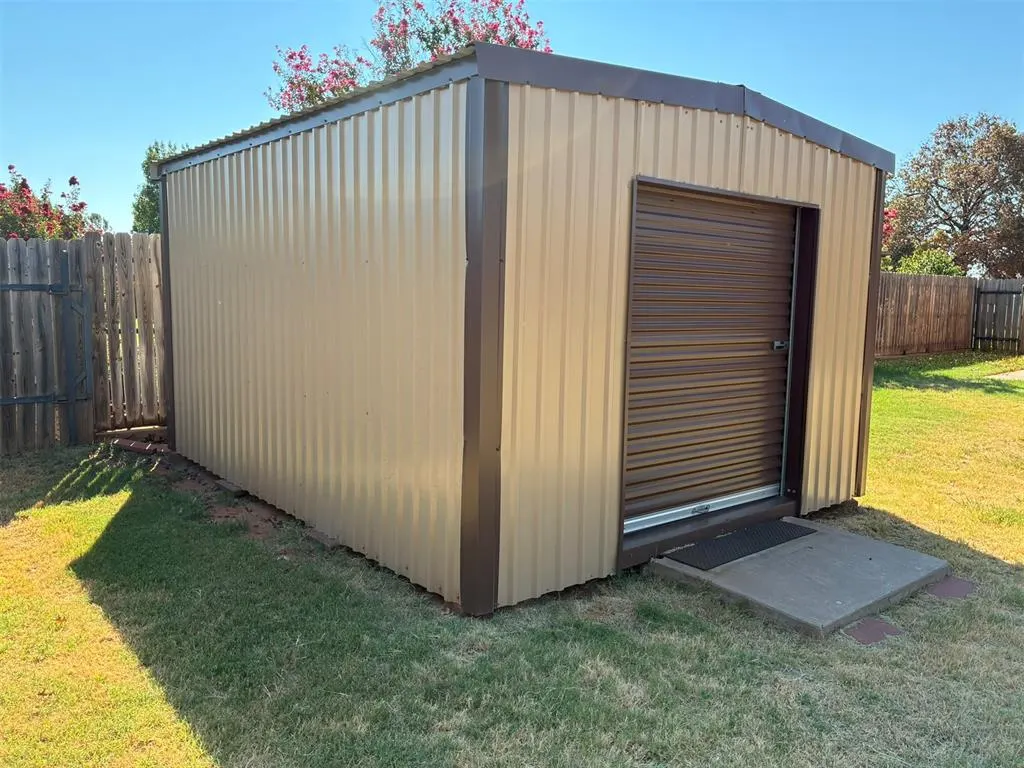 Photo 25 — 618 Hoehner Avenue, Okarche, OK 73762