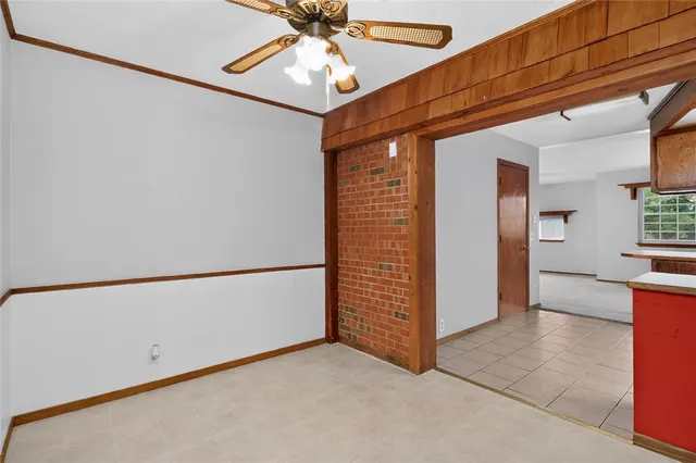 Photo 8 — 205 Oak Street, Elgin, OK 73538