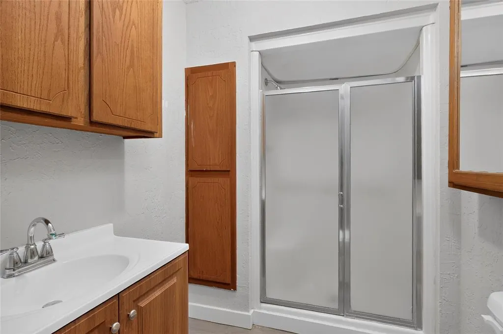 Photo 12 — 205 Oak Street, Elgin, OK 73538