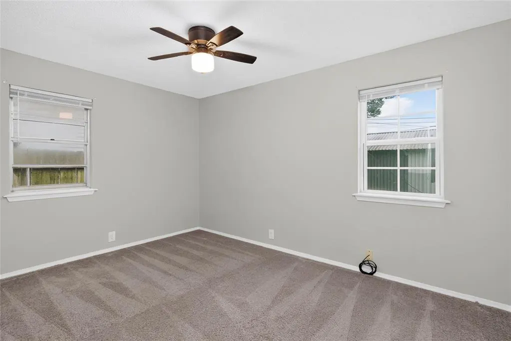 Photo 18 — 205 Oak Street, Elgin, OK 73538