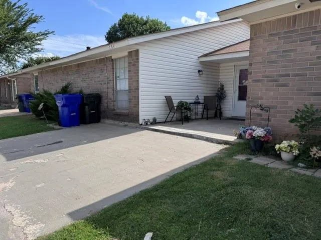Photo 3 — 109 Kendra Drive, Midwest City, OK 73110