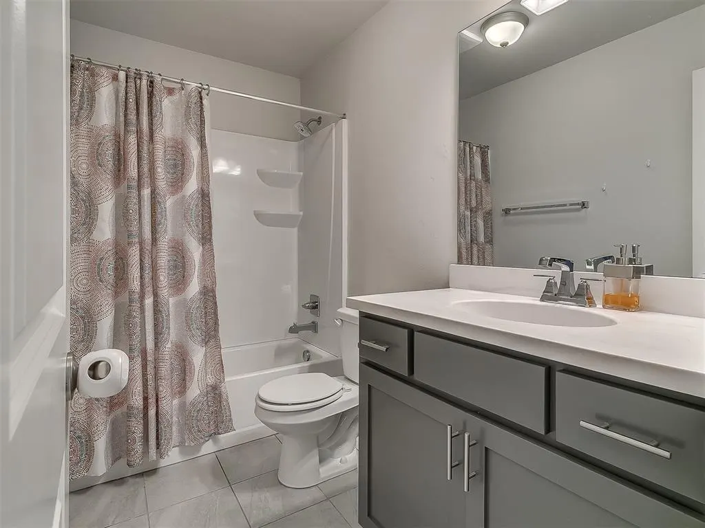 Photo 17 — 469 Nest Circle, Yukon, OK 73099