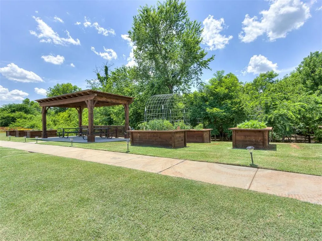 Photo 40 — 469 Nest Circle, Yukon, OK 73099