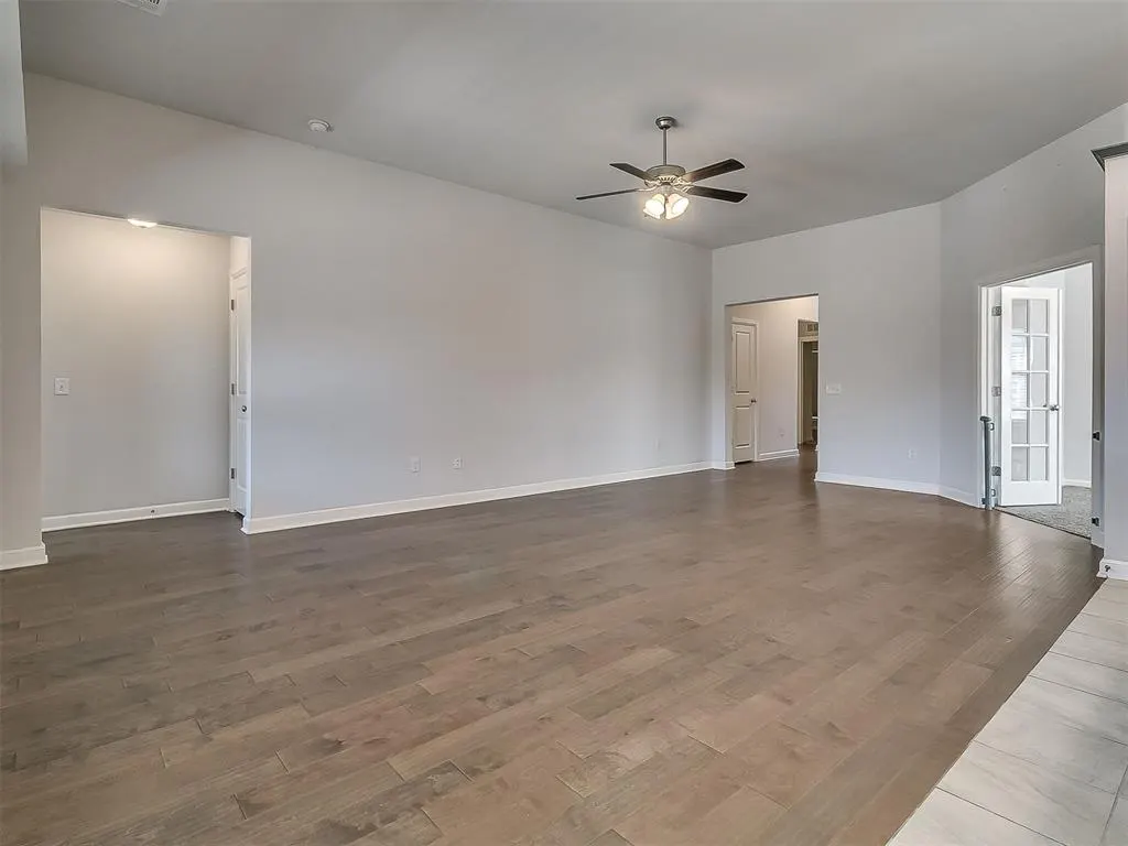 Photo 14 — 469 Nest Circle, Yukon, OK 73099