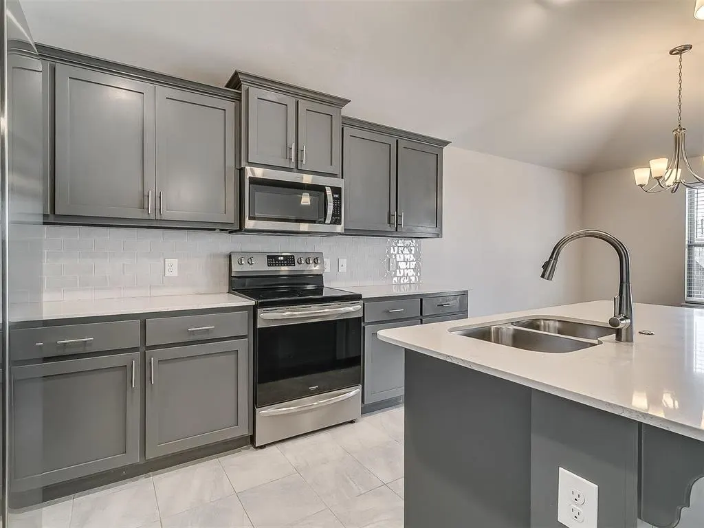 Photo 21 — 469 Nest Circle, Yukon, OK 73099