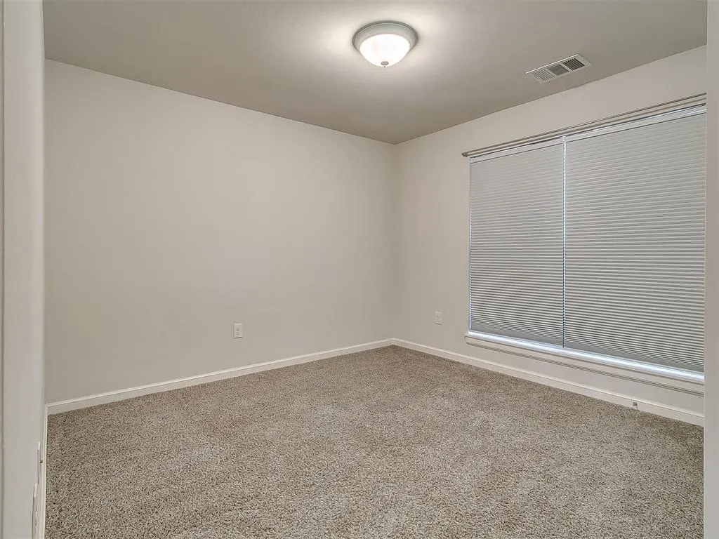 Photo 38 — 469 Nest Circle, Yukon, OK 73099