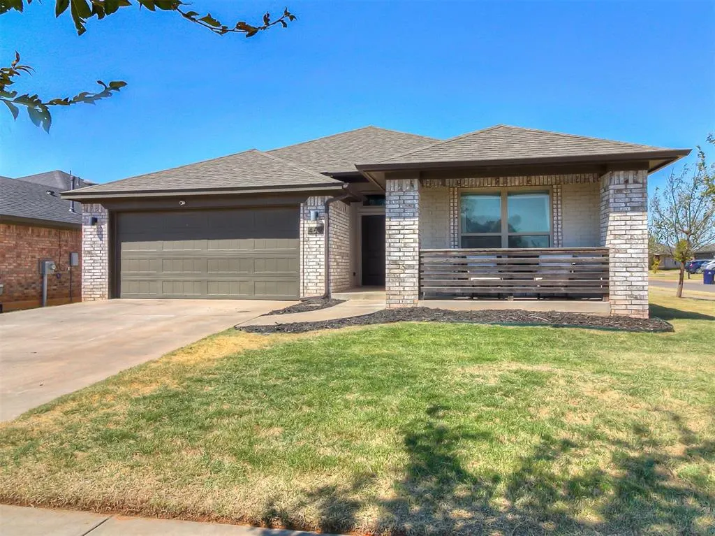 Front exterior — 469 Nest Circle, Yukon, OK 73099