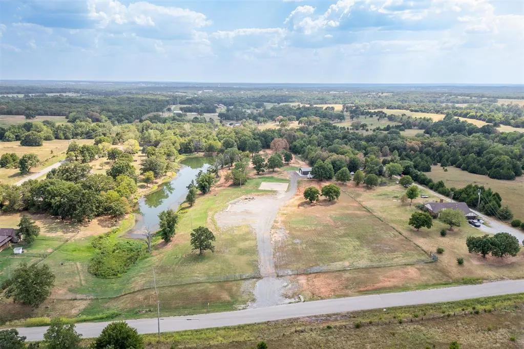 Front exterior — 3254 E Highland Street, Tecumseh, OK 74873